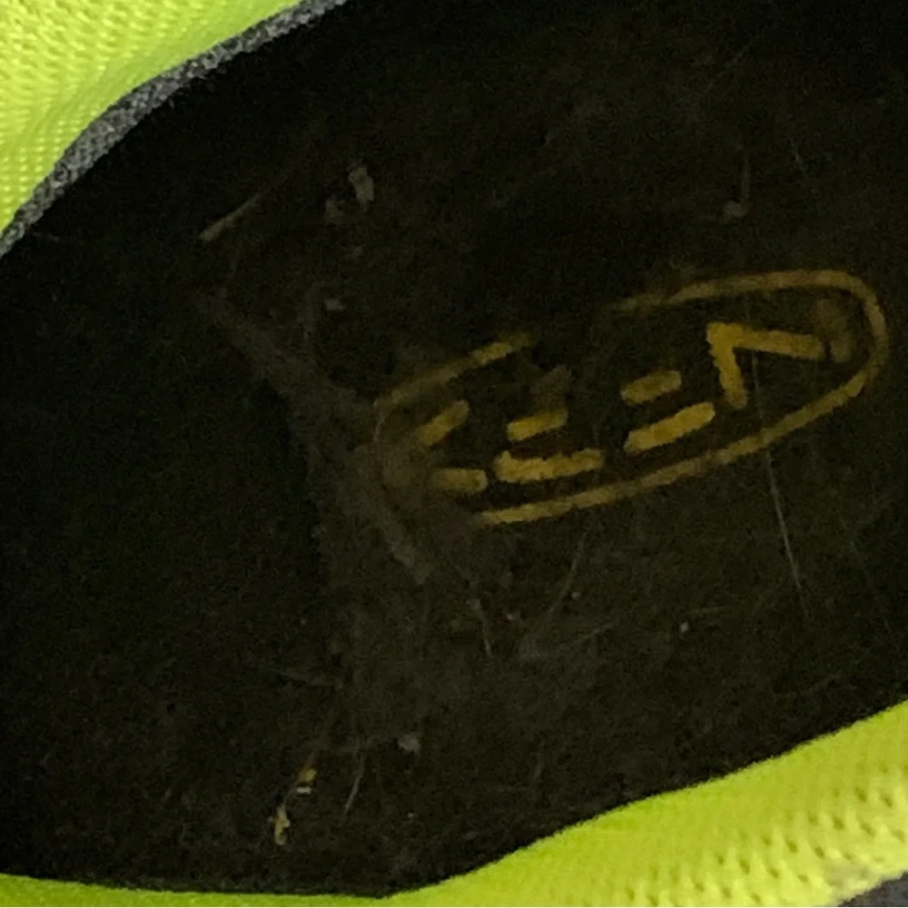 Keen boys ankle